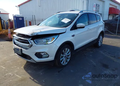 2017 Ford Escape Titanium из США, поврежденный, VIN 1FMCU0JD7HUB26228